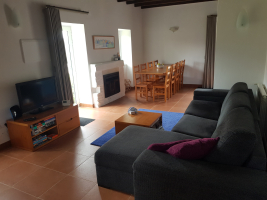 Compleet gerenoveerde authentieke hoeve, Serra do Bouro