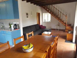 Compleet gerenoveerde authentieke hoeve, Serra do Bouro