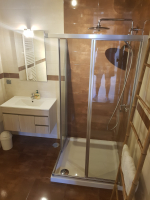 Compleet gerenoveerde authentieke hoeve, Serra do Bouro