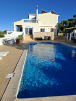 Ruime villa met panoramisch uitzicht en appartement met AL-verhuurlicentie, Loulé