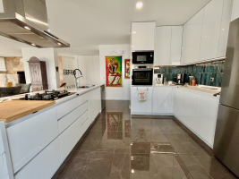 Recente nieuwbouwwoning in Serra de Bouro