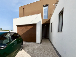 Recente nieuwbouwwoning in Serra de Bouro