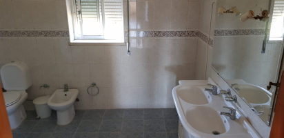 2 onder 1 kapwoning in A dos Negros, Óbidos