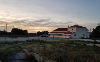 2 onder 1 kapwoning in A dos Negros, Óbidos