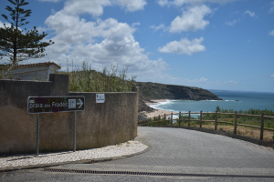 2-onder-1-kapwoning in São Bernardino, Peniche