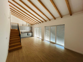 Casa completamente renovada em Gondemaria e Olival, Ourém