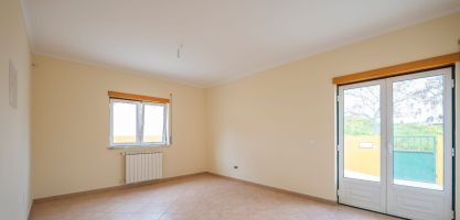 Ruime gelijkvloerse woning met panoramisch uitzicht, Cadaval