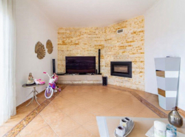 Vrijstaande villa met 1 slaapkamer-appartement in Sitío, Nazaré