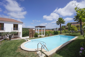 Landelijke boerderij met B&B potentieel in Landal, Caldas de Rainha